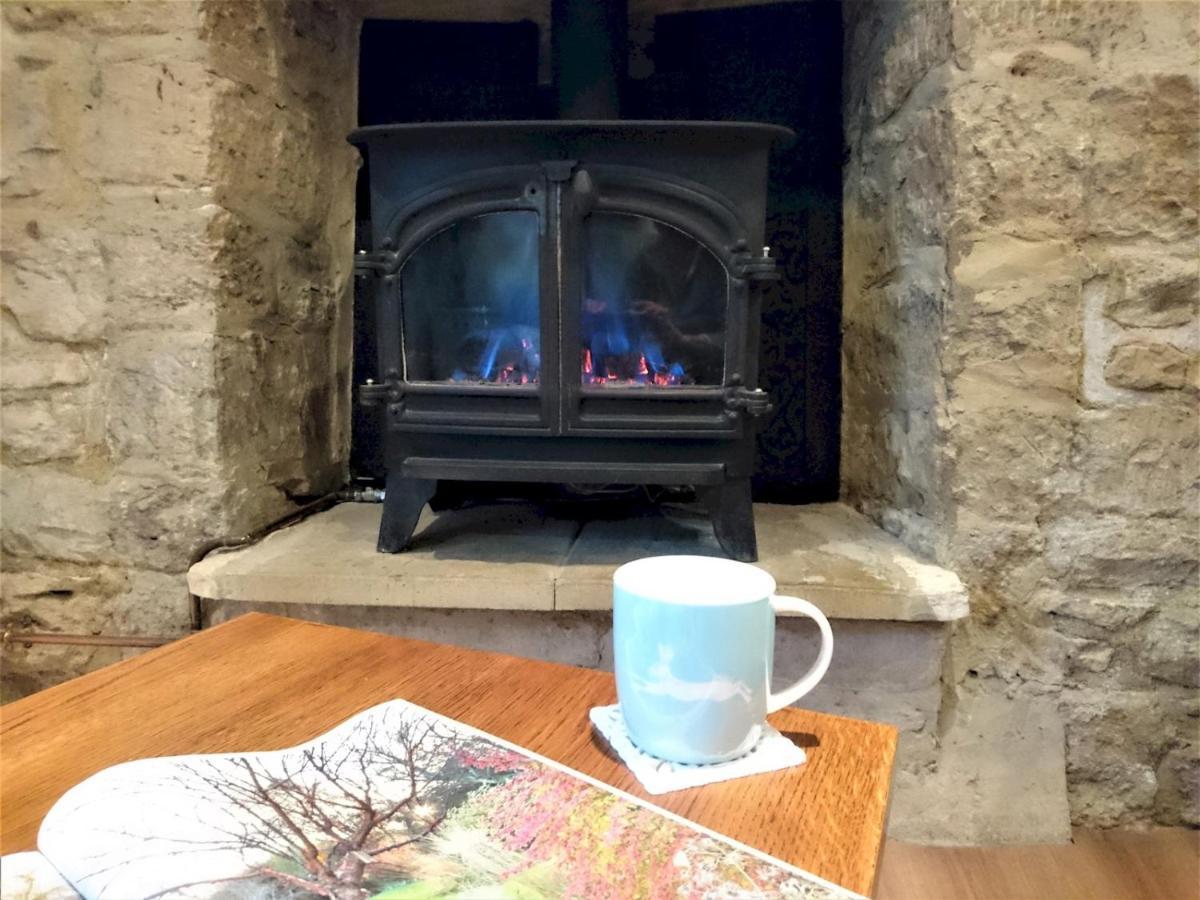 Pass The Keys The Pippins A Cotswold Cottage And Garden Parking Stow-on-the-Wold Esterno foto